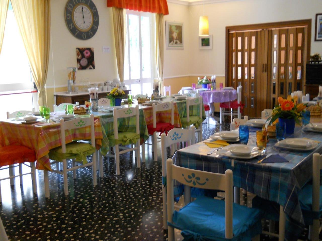 Hotel Della Piazzetta Varazze Dış mekan fotoğraf